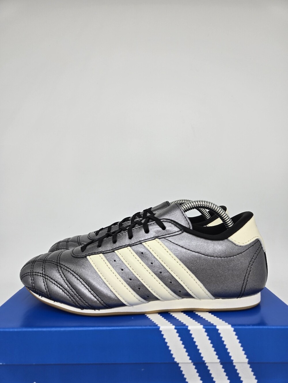 adidas Women's Taekwondo Lace JP8133 Black Metallic Shoes Size 9.5
